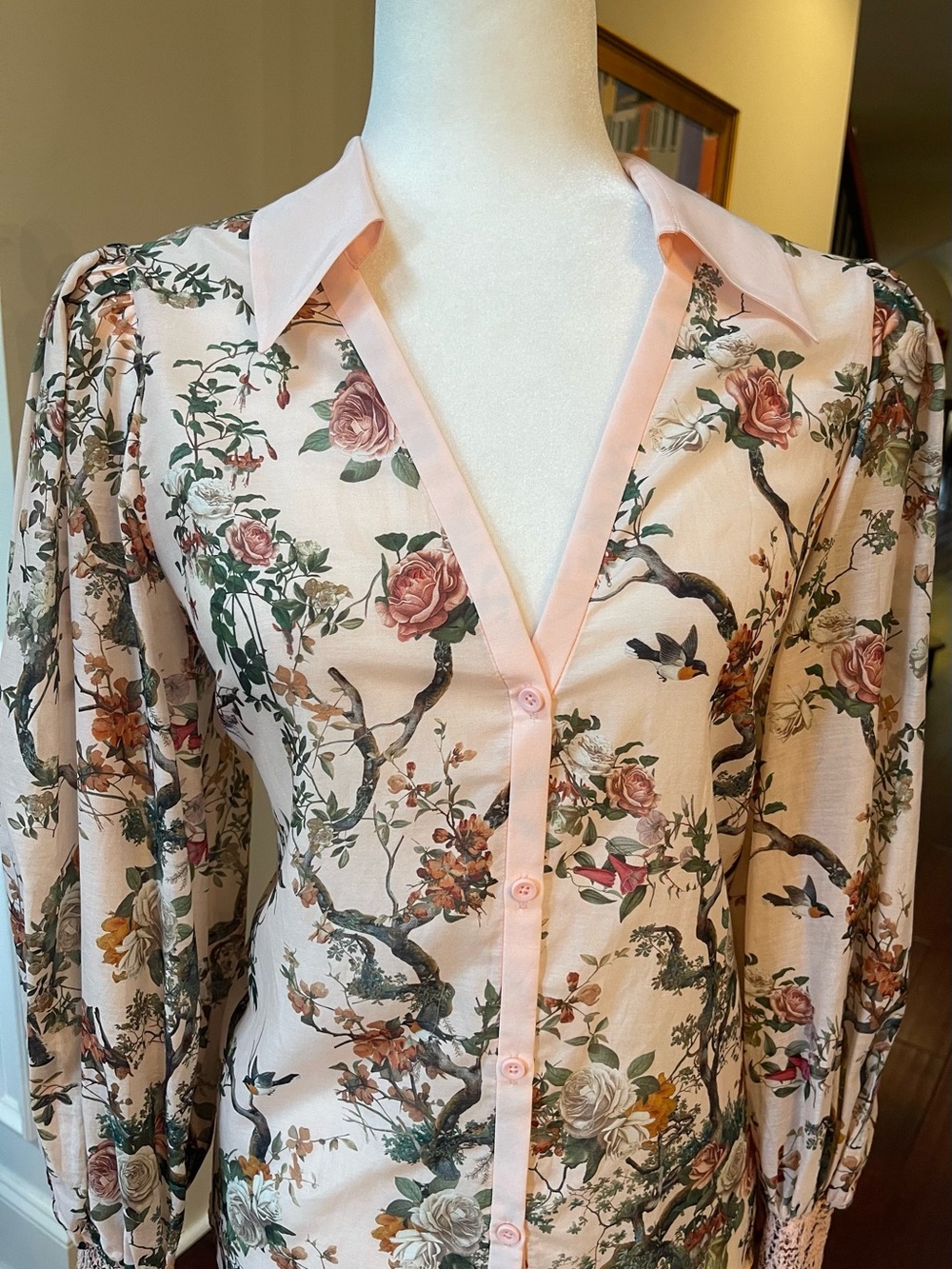 Alice +Olivia Charis Floral Pink Blouse in Sunset Grove English Rose Sz L NWT - Picture 13 of 16